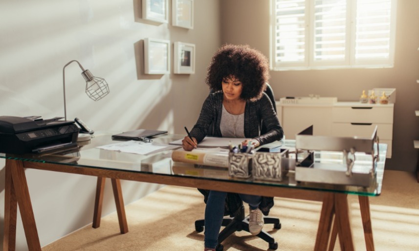 Revitaliser votre espace de travail : Améliorer la productivité dans votre bureau à domicile en 2022